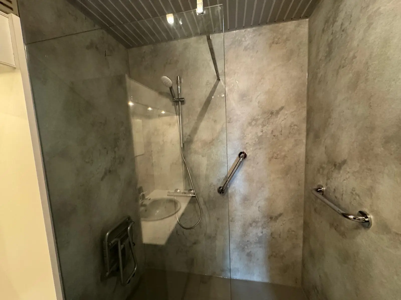 Badkamer renovatie — Project #78 na renovatie